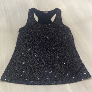 Black tank top with sequence.